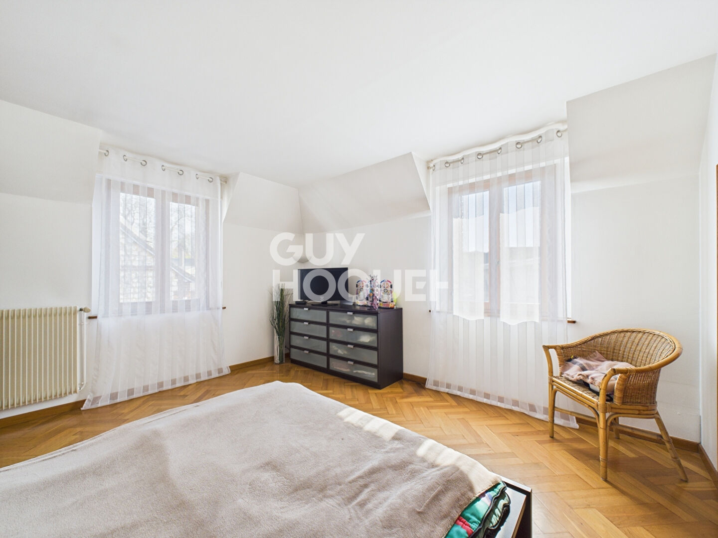 Maison à Saint-Pierre-lès-Elbeuf - 4 chambres, 180 m²