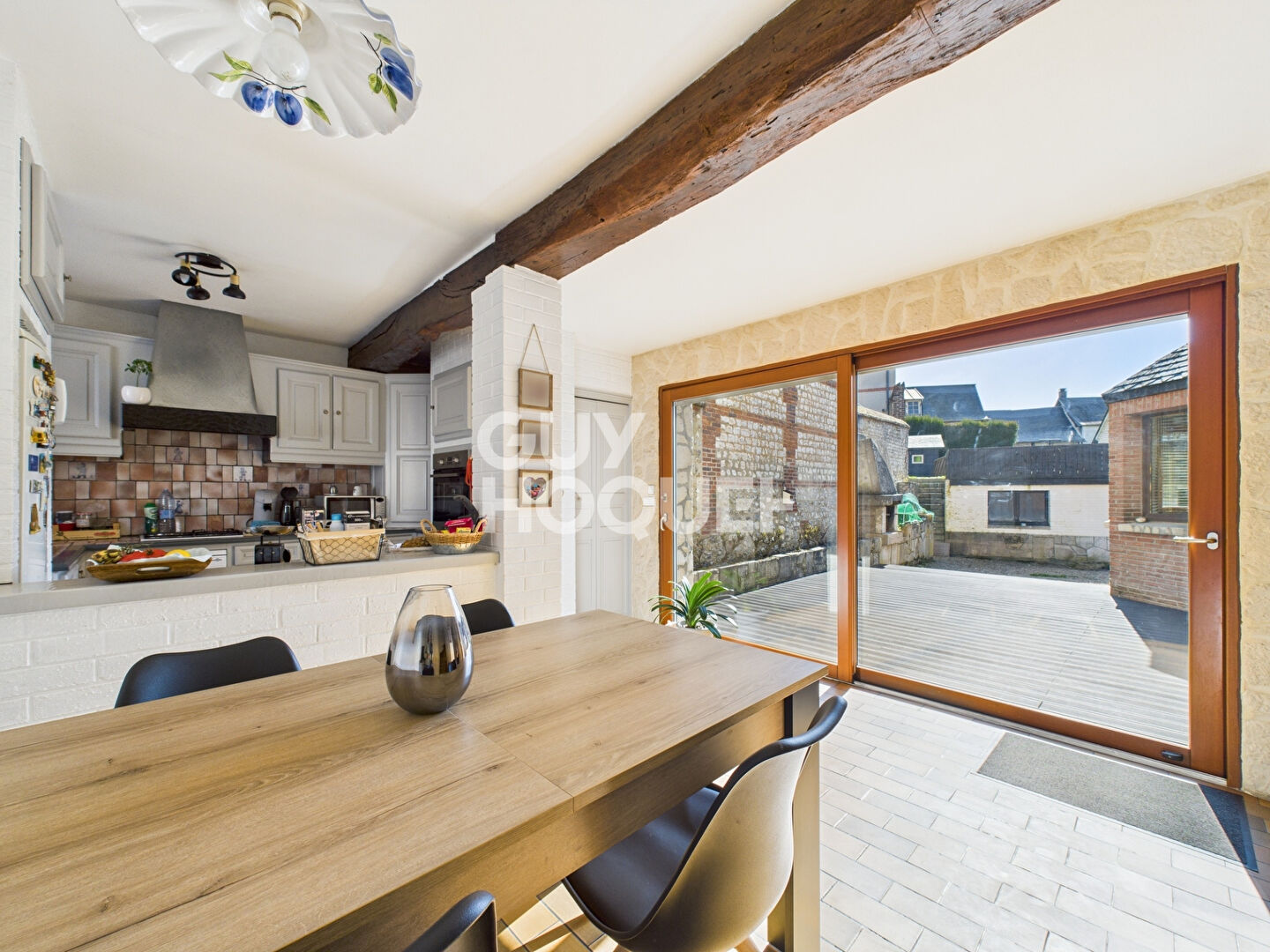 Maison à Saint-Pierre-lès-Elbeuf - 4 chambres, 180 m²