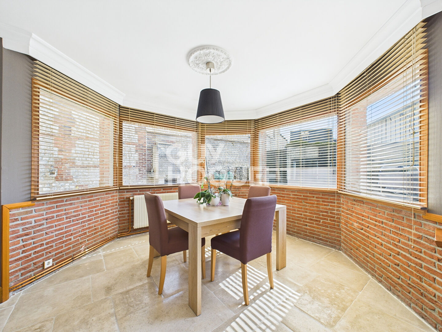 Maison à Saint-Pierre-lès-Elbeuf - 4 chambres, 180 m²