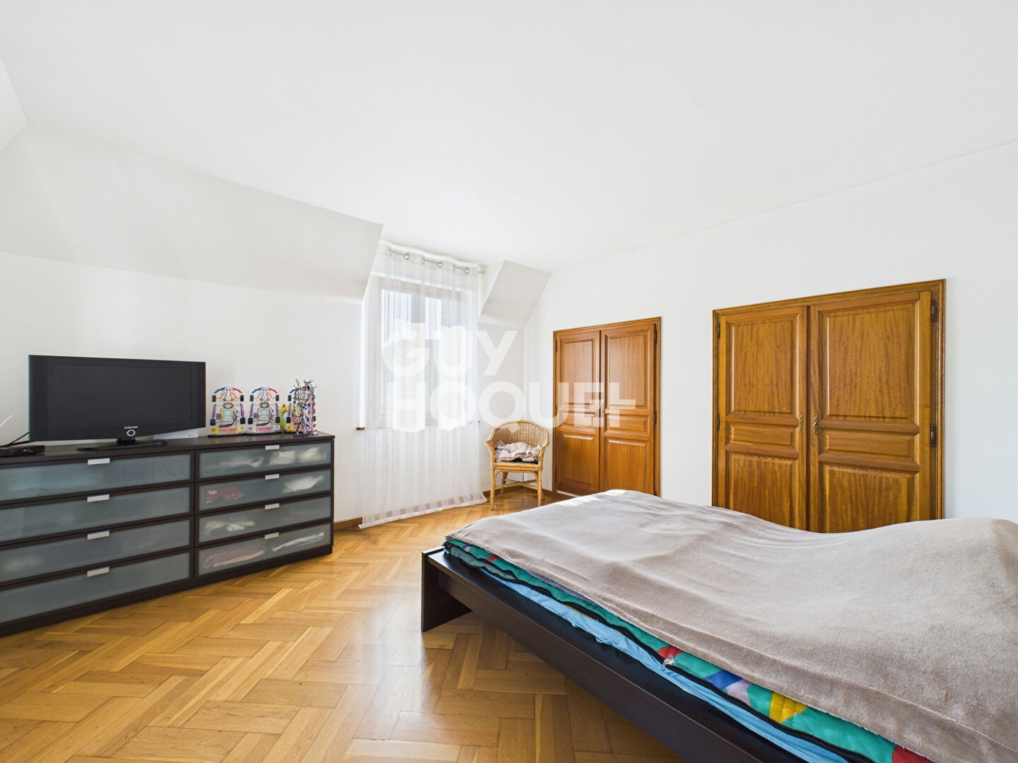 Maison à Saint-Pierre-lès-Elbeuf - 4 chambres, 180 m²