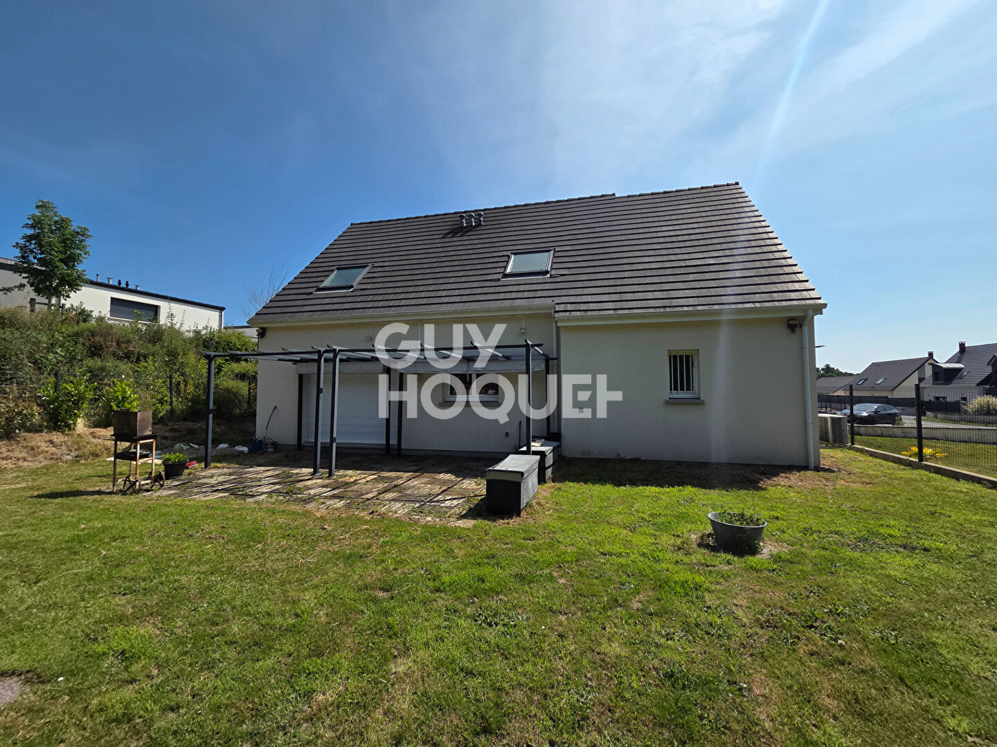 À vendre : Pavillon de 2016 à Bourg-Achard - 4 pièces avec piscine !