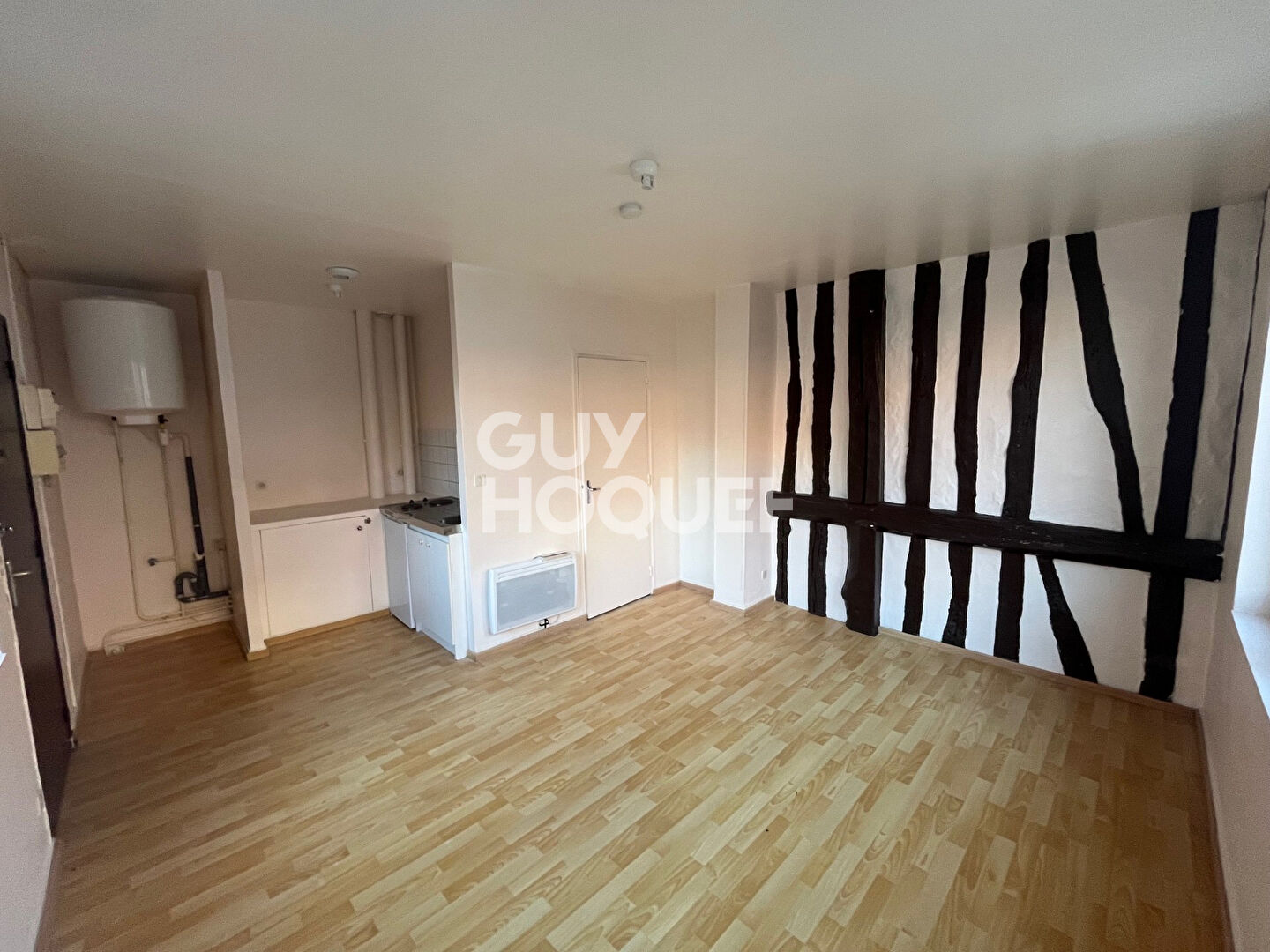 Appartement T1 STUDIO à louer à Elbeuf - Réf: GAPA-A5-T1