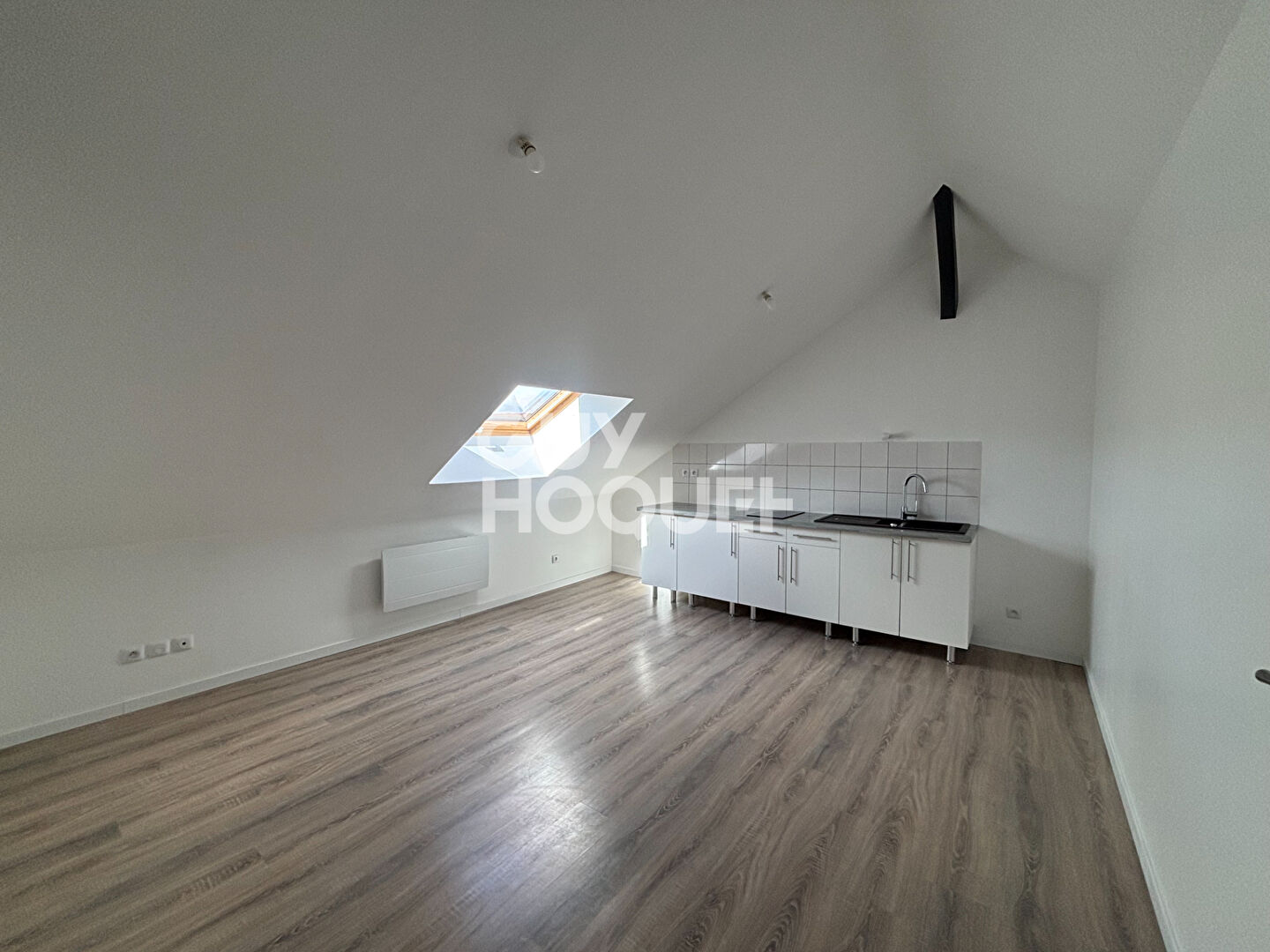 Appartement T2 - CAUDEBEC LES ELBEUF / SAINT PIERRE LES ELBEUF - Réf : LMD-2D