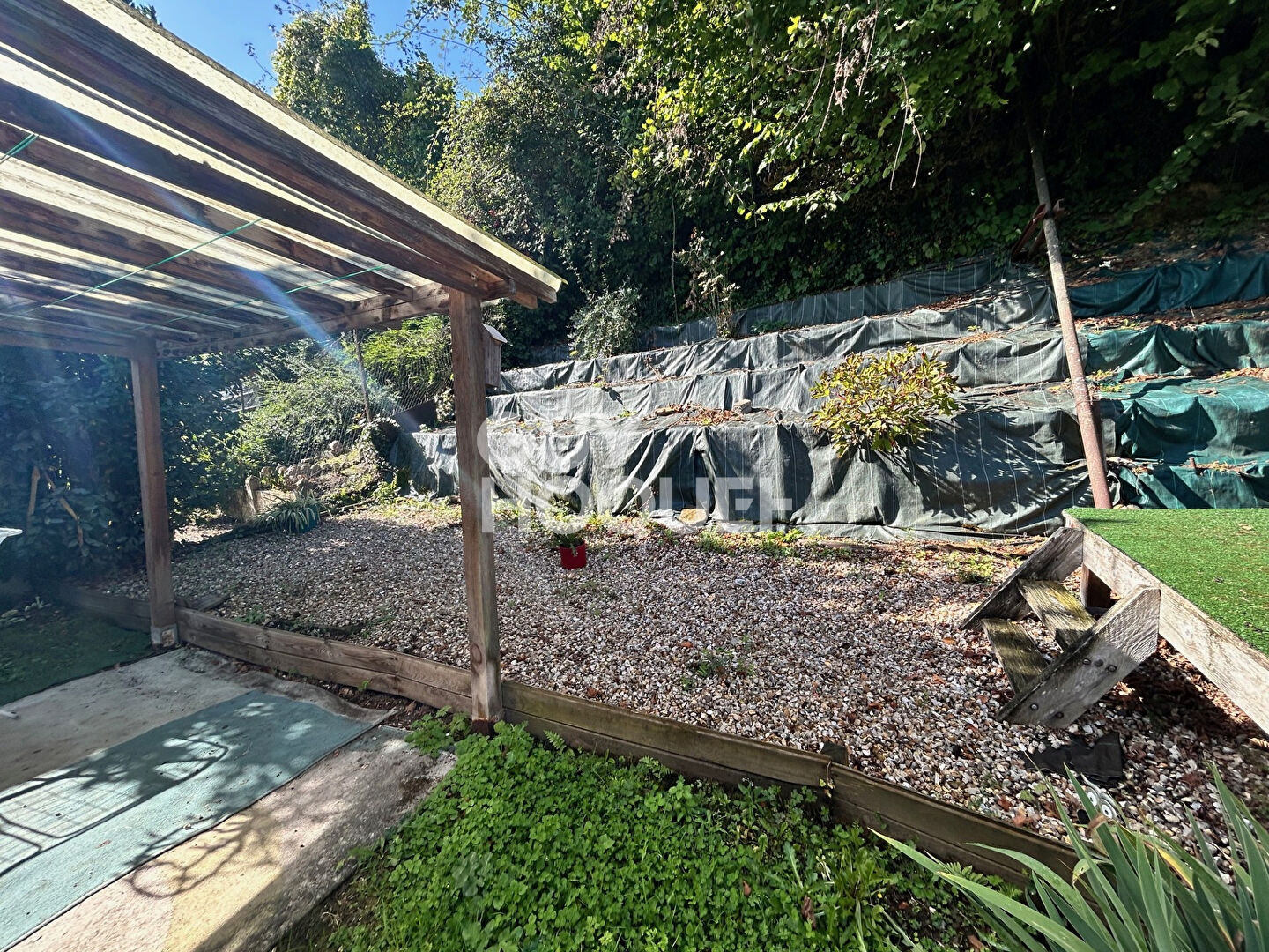 Maison à Vendre à Elbeuf - Idéale pour Primo-Accédants !