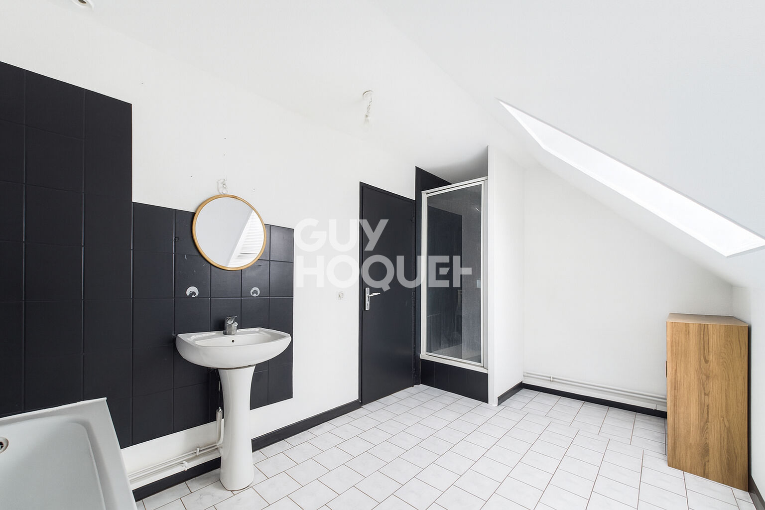 Maison à vendre à Caudebec-lès-Elbeuf - 5 pièces, 4 chambres, un véritable coup de coeur !