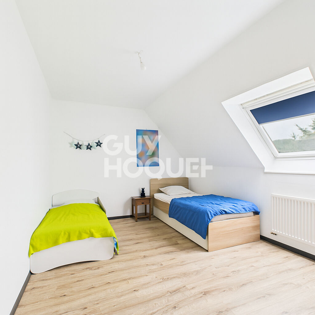 Maison à vendre à Caudebec-lès-Elbeuf - 5 pièces, 4 chambres, un véritable coup de coeur !