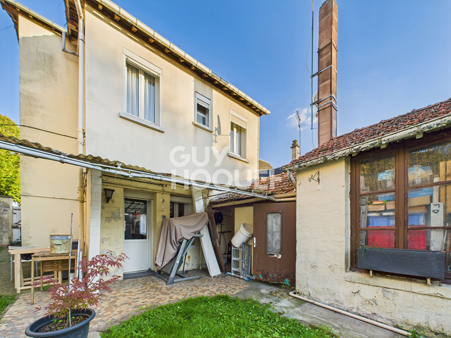 Charmante Maison à Vendre à Saint-Aubin-lès-Elbeuf - Exclusivité Guy Hoquet
