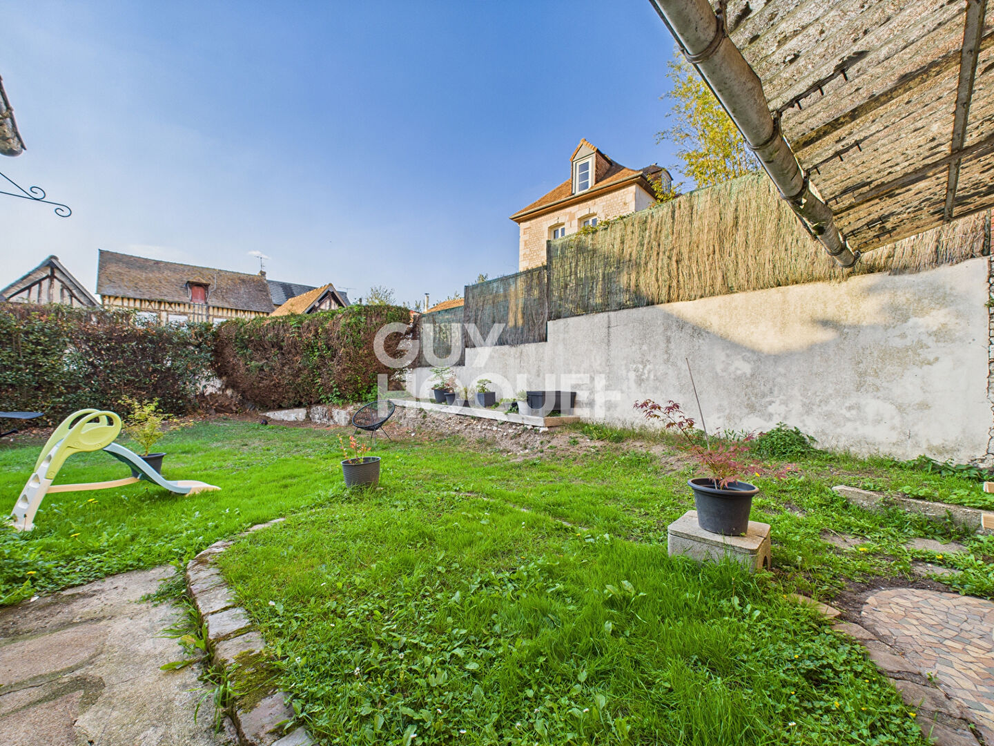 Charmante Maison à Vendre à Saint-Aubin-lès-Elbeuf - Exclusivité Guy Hoquet