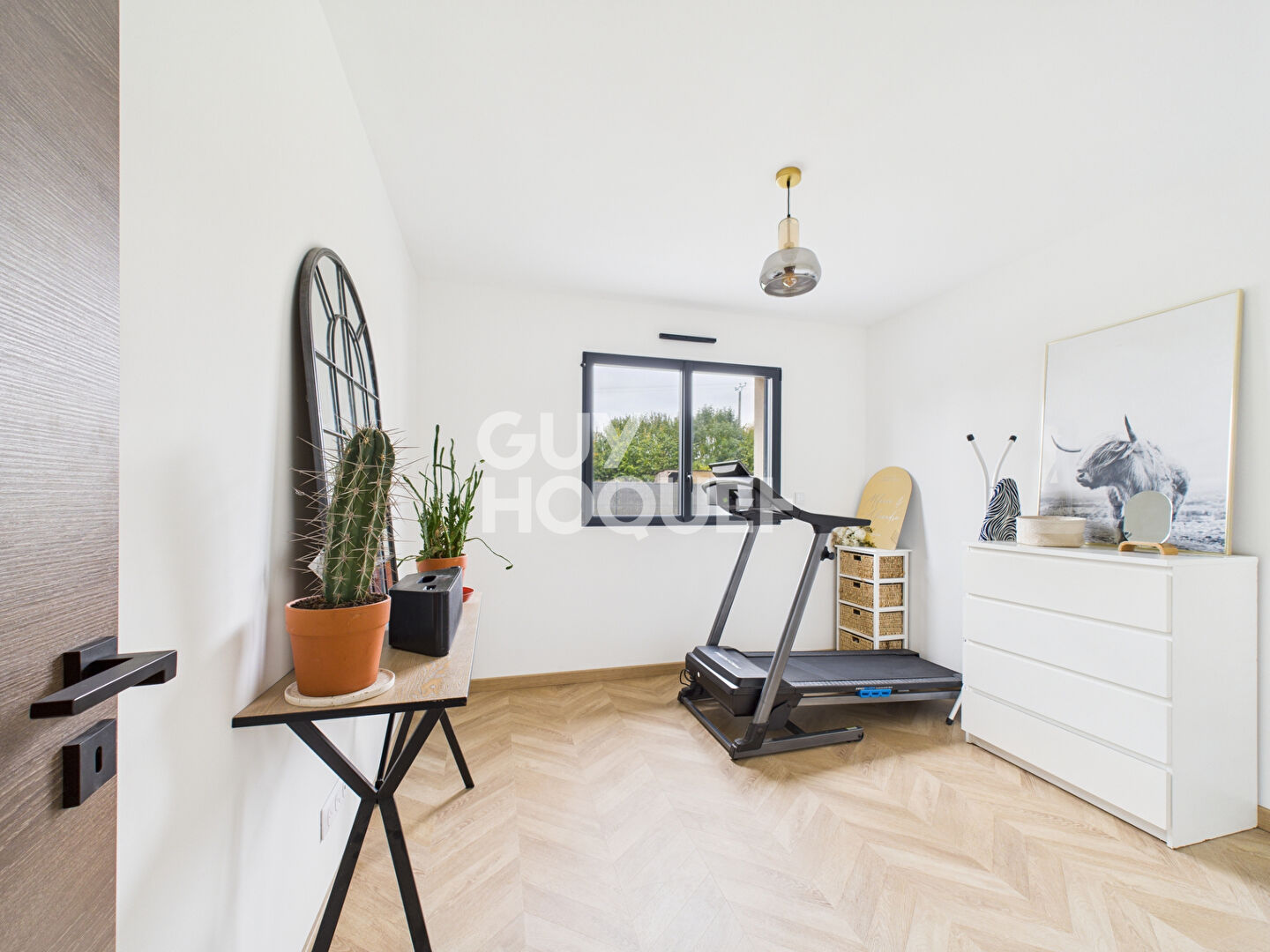 Maison de Grand Standing à Vendre à La Saussaye - Référence AM1541