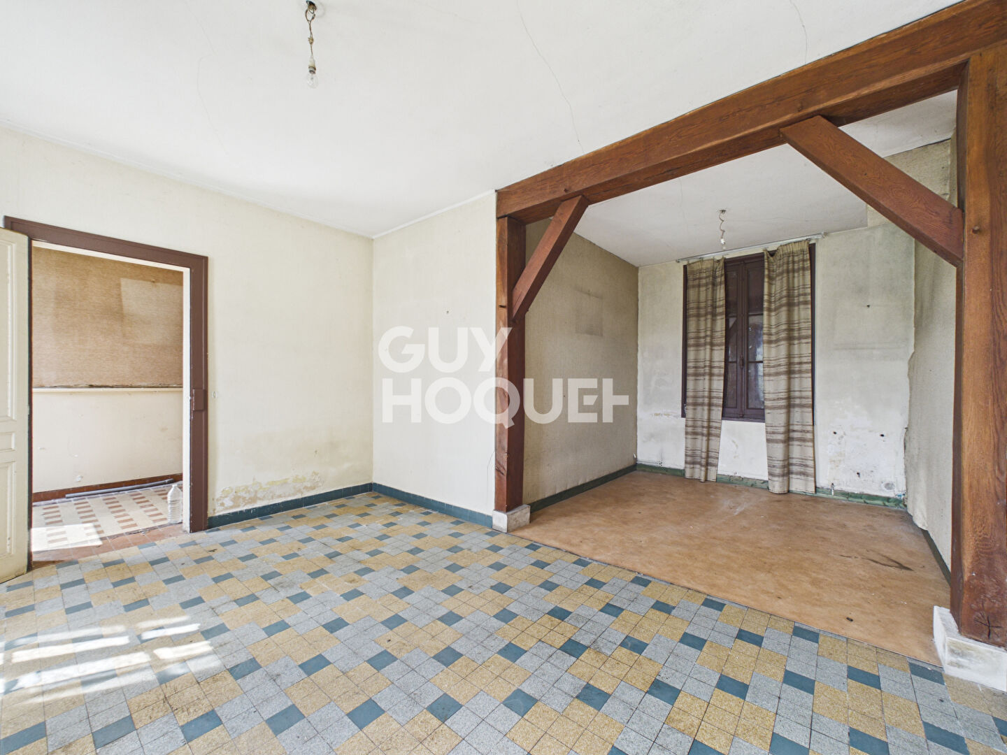 2 Maisons spacieuses à rénover à Saint-Pierre-lès-Elbeuf - Fort potentiel !