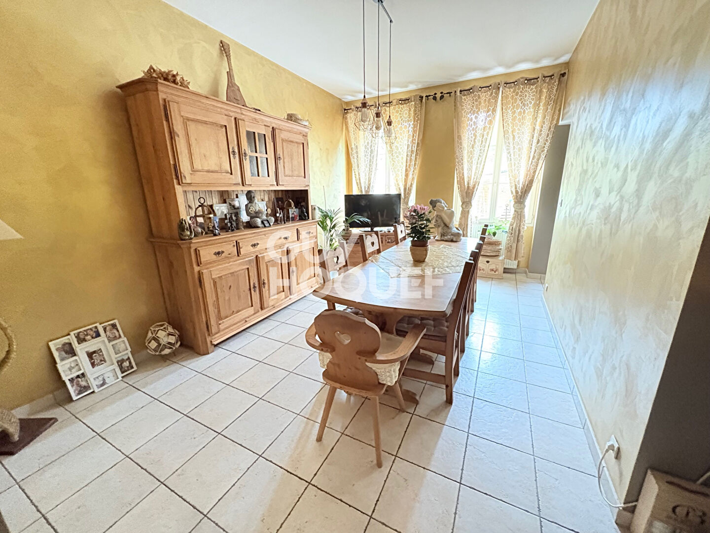 Ensemble immobilier à Elbeuf comprenant deux maisons loués