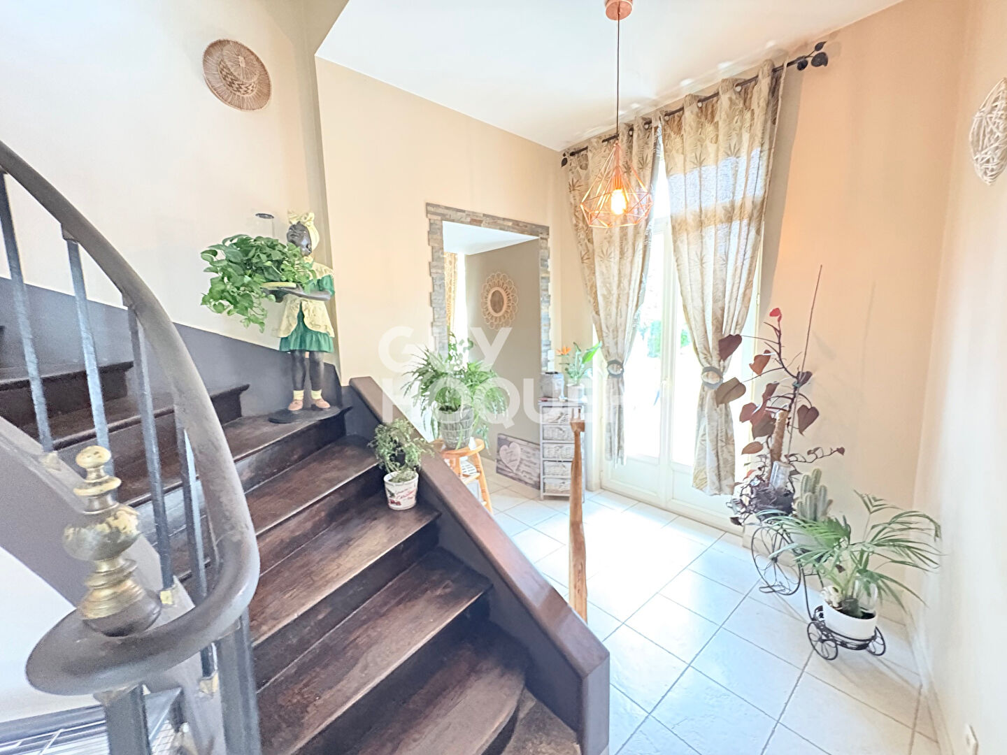 Ensemble immobilier à Elbeuf comprenant deux maisons loués