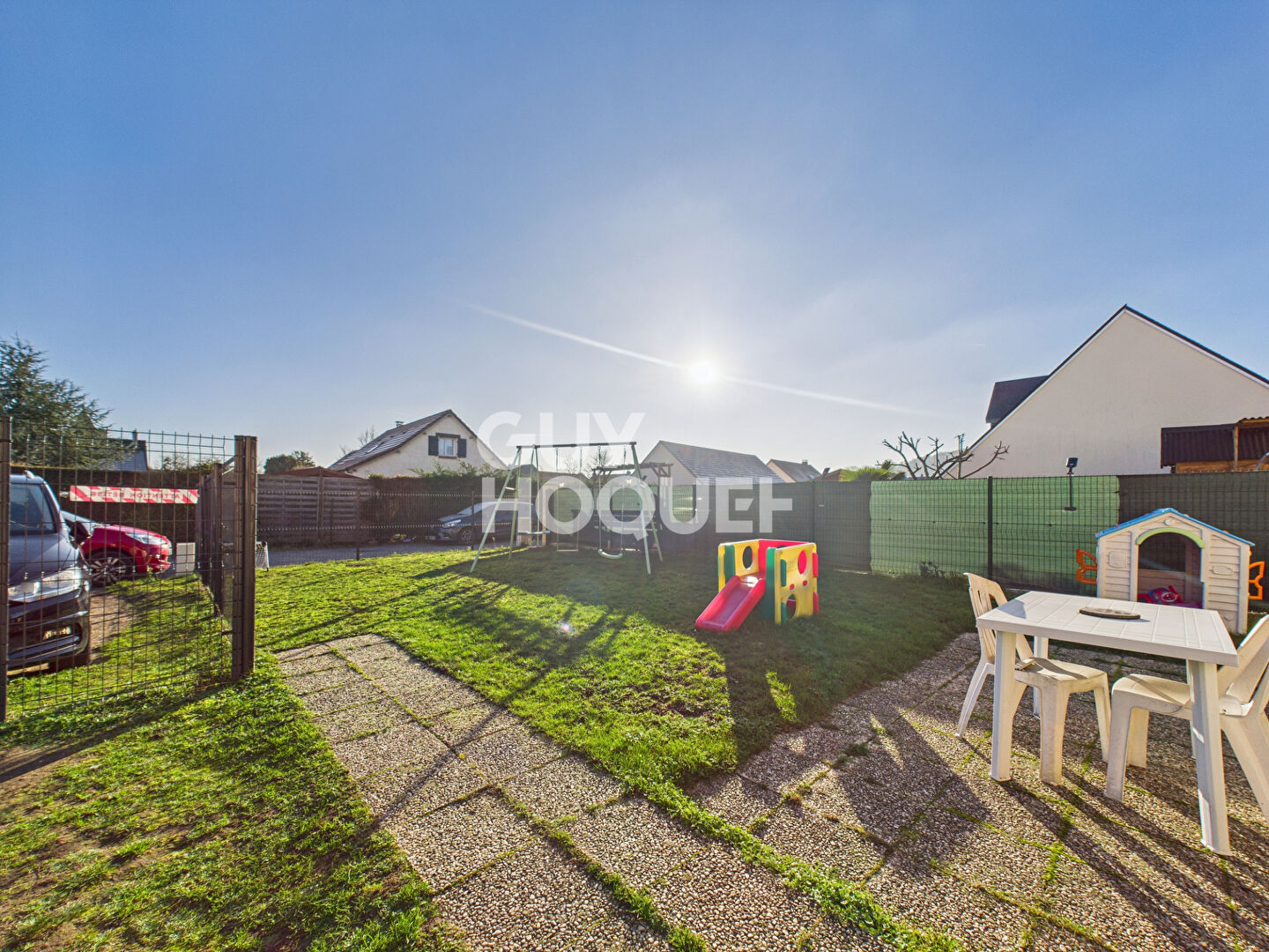 Charmante Maison à Vendre à Saint-Aubin-lès-Elbeuf - 4 Chambres, Garage et Jardin !