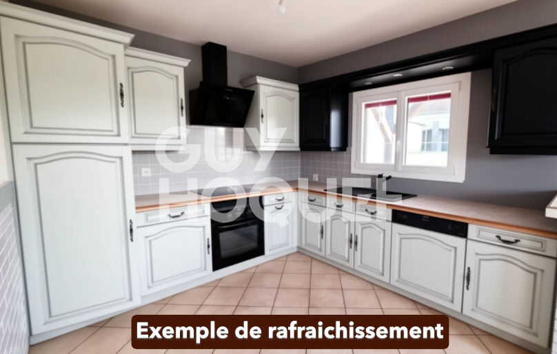 Maison à vendre à Louviers - 5 pièces avec piscine et garage