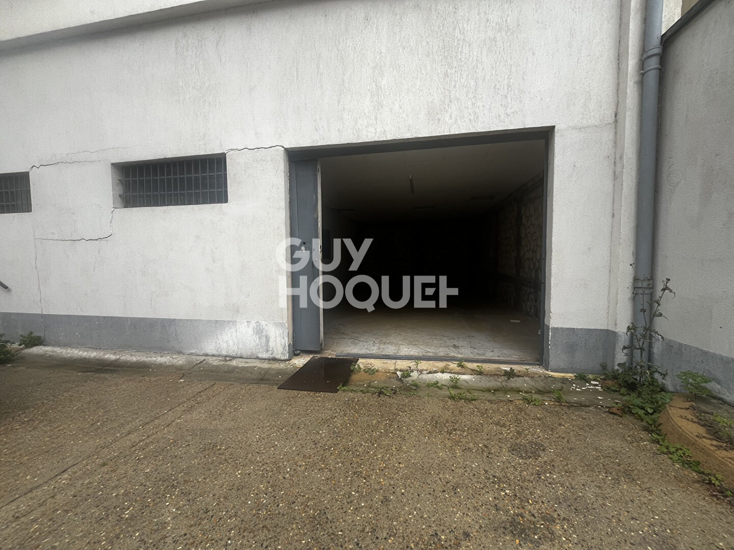 Parking / box Elbeuf 140 m2