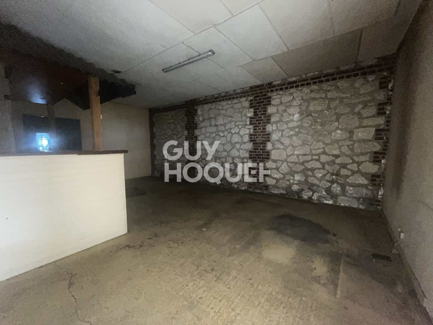 Parking / box Elbeuf 140 m2