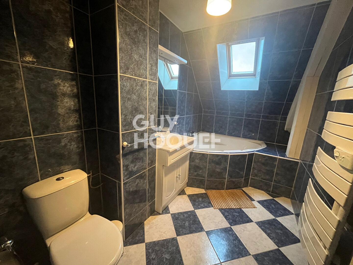 Maison meublée à louer à Bosrobert - 5 pièces, 4 chambres