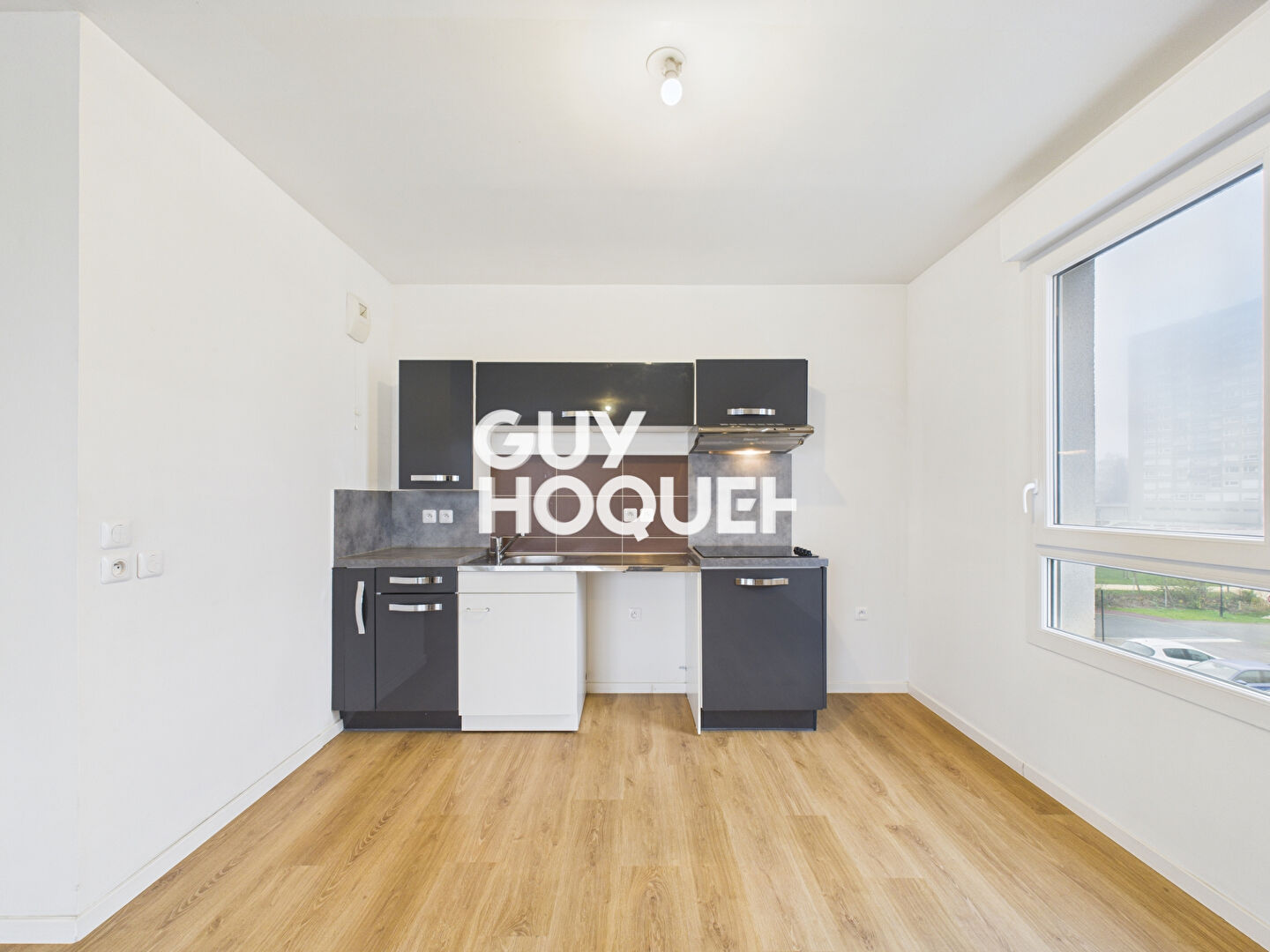 BEAU T2 AVEC BALCON A MAROMME (76150)