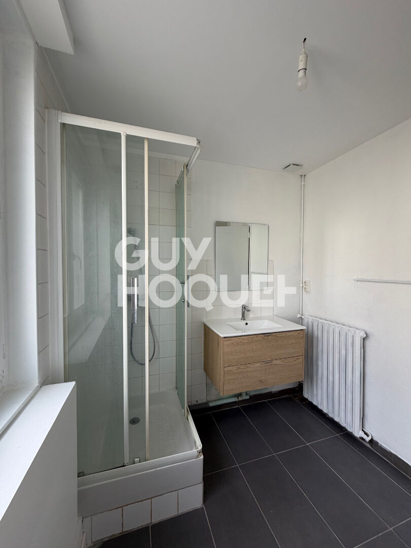 Appartement 2 pièces à louer au centre-ville d'Elbeuf