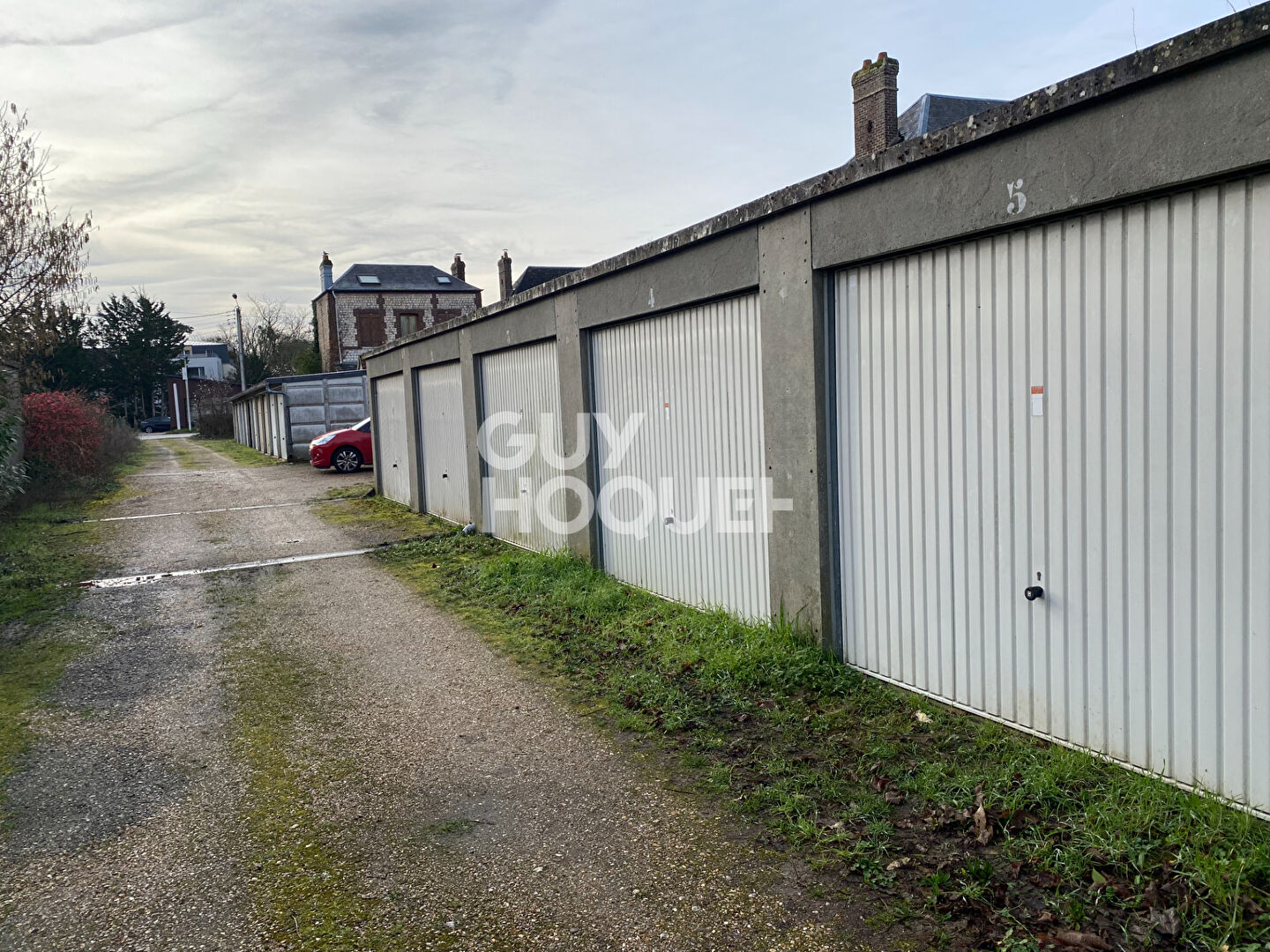 À vendre : Parking / Box de 15 m² à Saint-Aubin-lès-Elbeuf