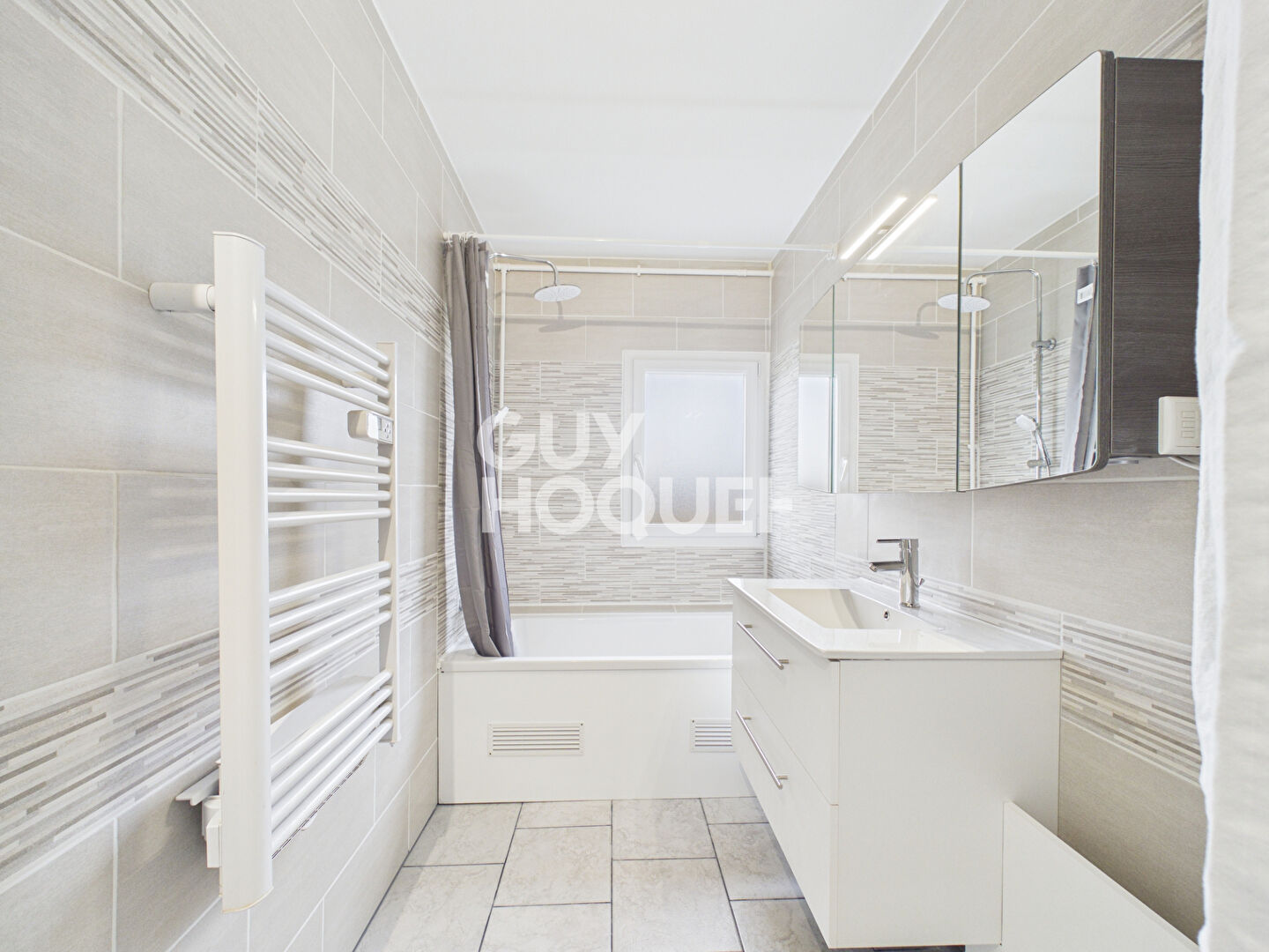 Appartement 3 pièces 69m² à vendre à Saint-Aubin-lès-Elbeuf 