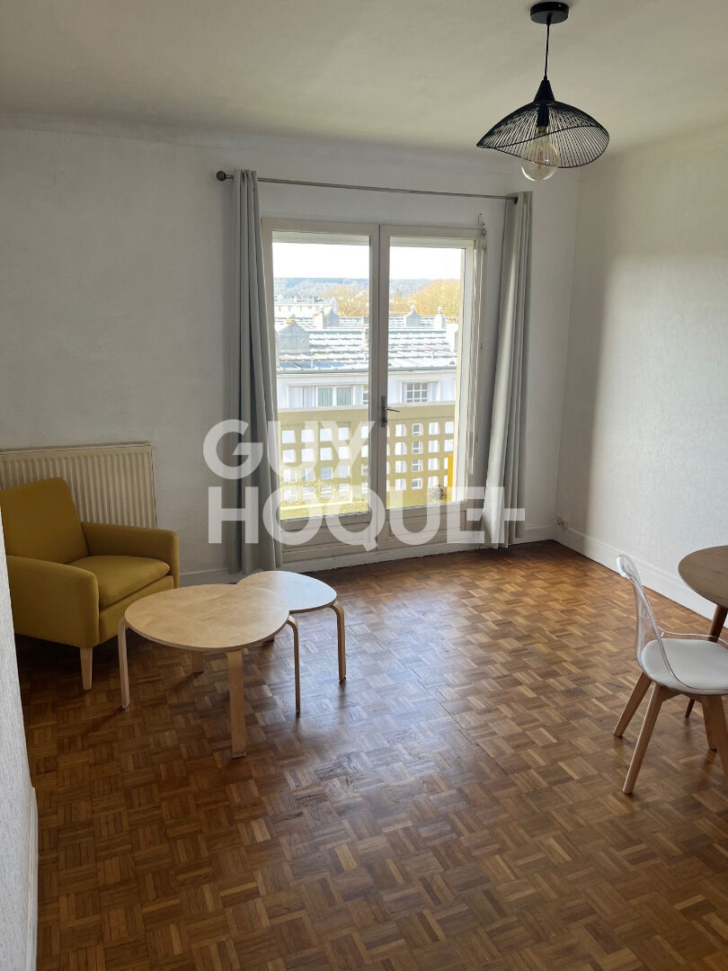 Appartement 2 pièces meublé lumineux avec balcon - Centre-ville de Louviers