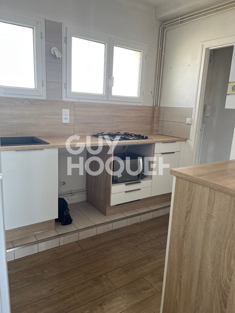 Appartement 2 pièces meublé lumineux avec balcon - Centre-ville de Louviers