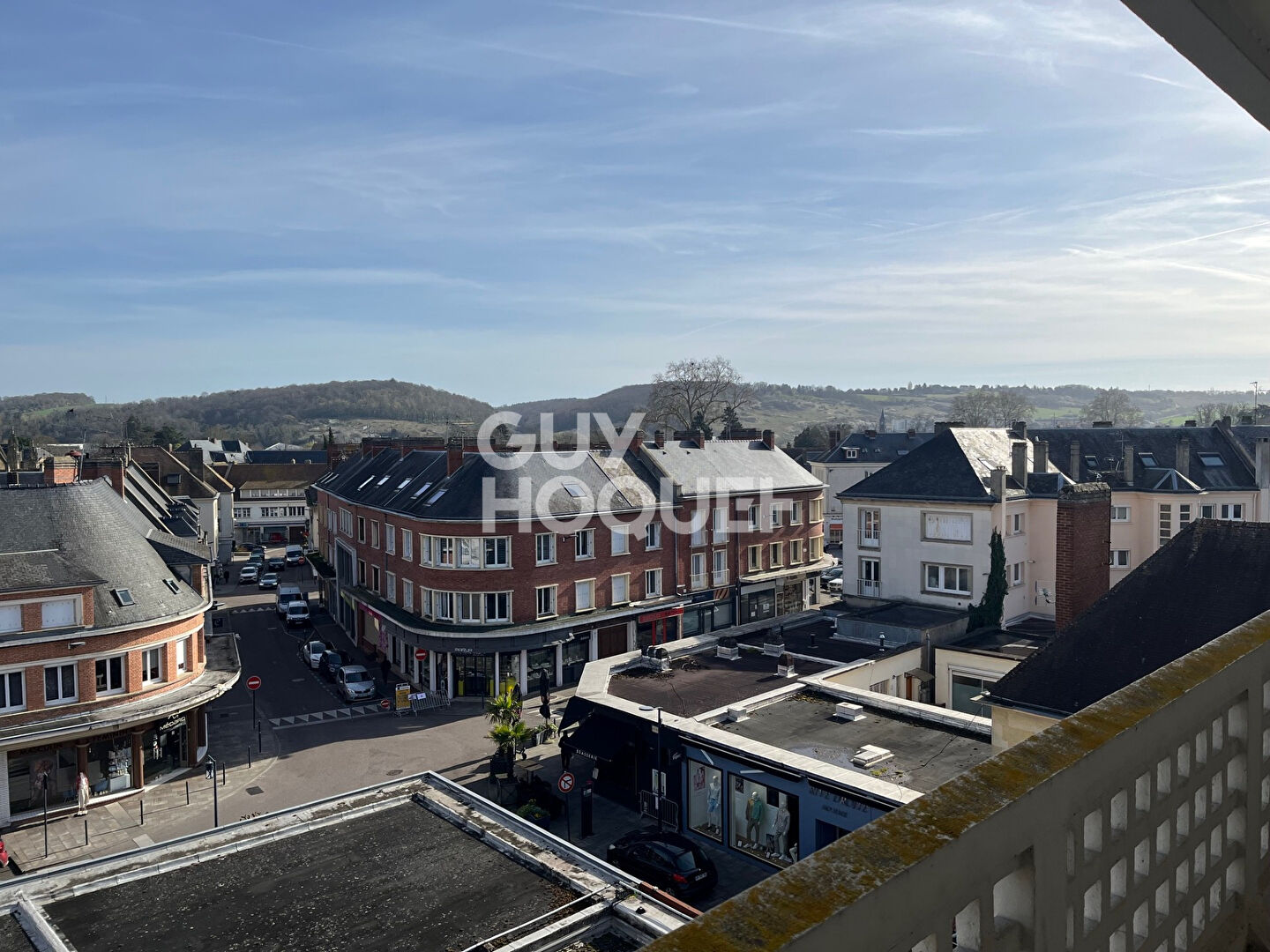 Appartement 2 pièces meublé lumineux avec balcon - Centre-ville de Louviers
