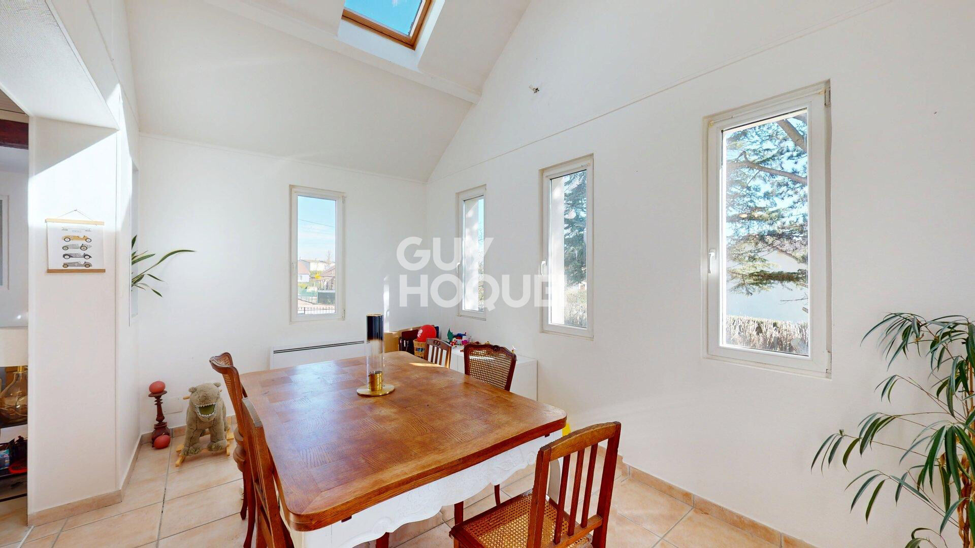 Maison Saint Sebastien De Morsent