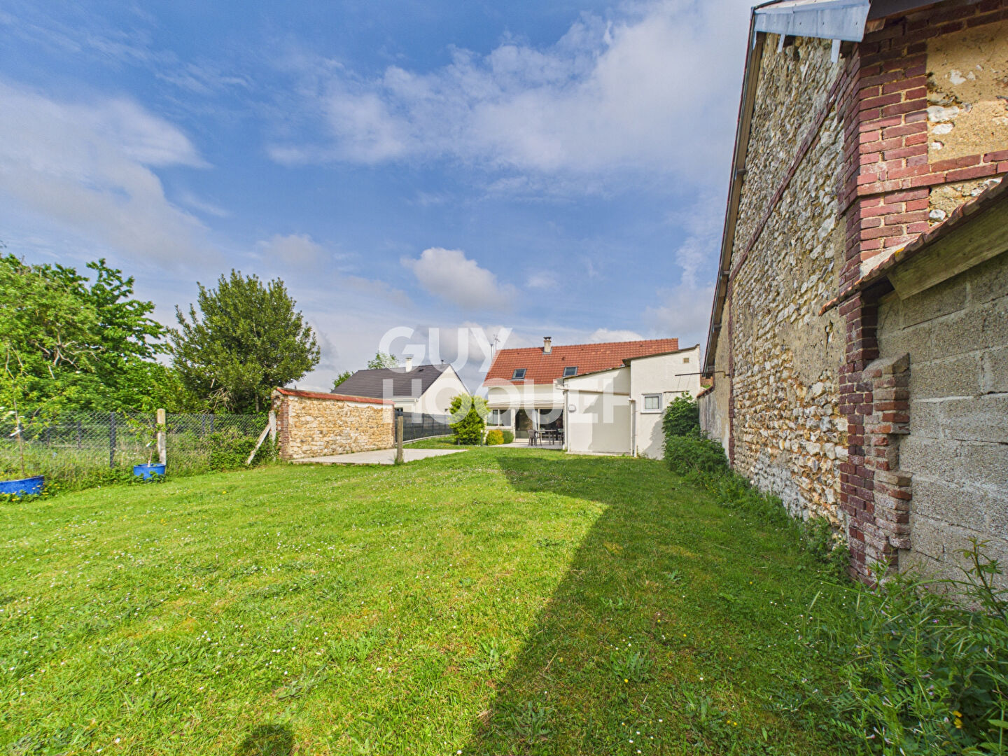 Charmante maison 6 pièces à vendre à Amfreville-sur-Iton - Rare sur le marché !