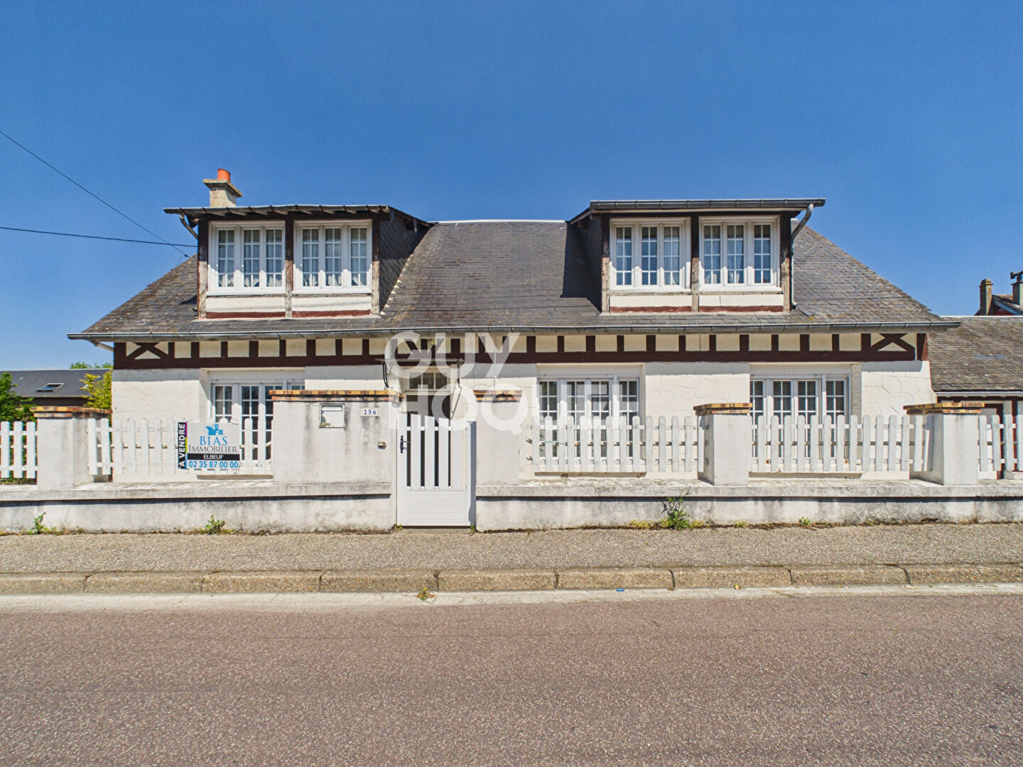 Maison à vendre à Saint-Pierre-lès-Elbeuf - Idéale primo-accédant !