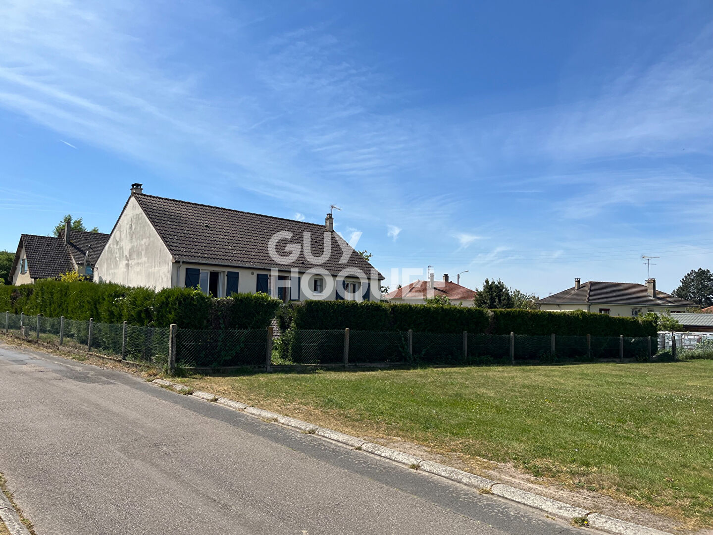 Villa 6 pièces à vendre à Saint-Pierre-du-Vauvray - Réf. DD1819L