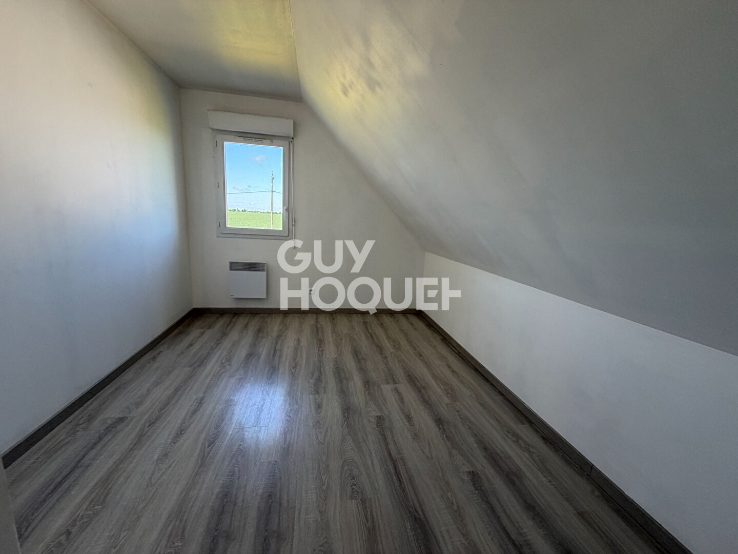 Maison  6 pièce(s) 97.98 m2avec jardin de 749m².