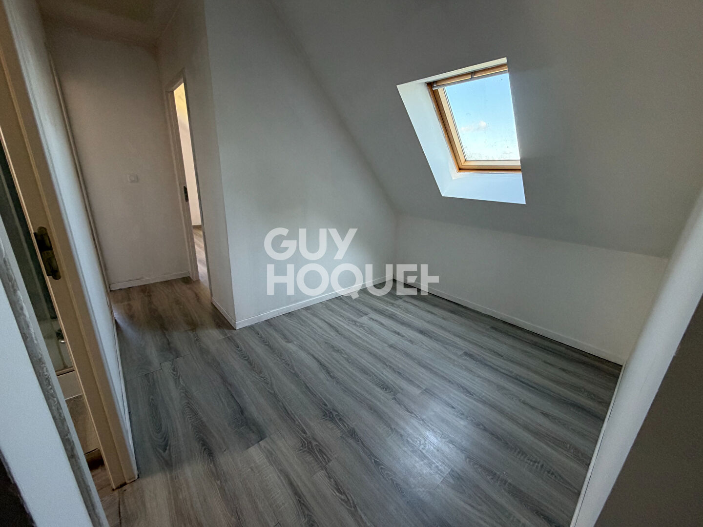 Maison  6 pièce(s) 97.98 m2avec jardin de 749m².