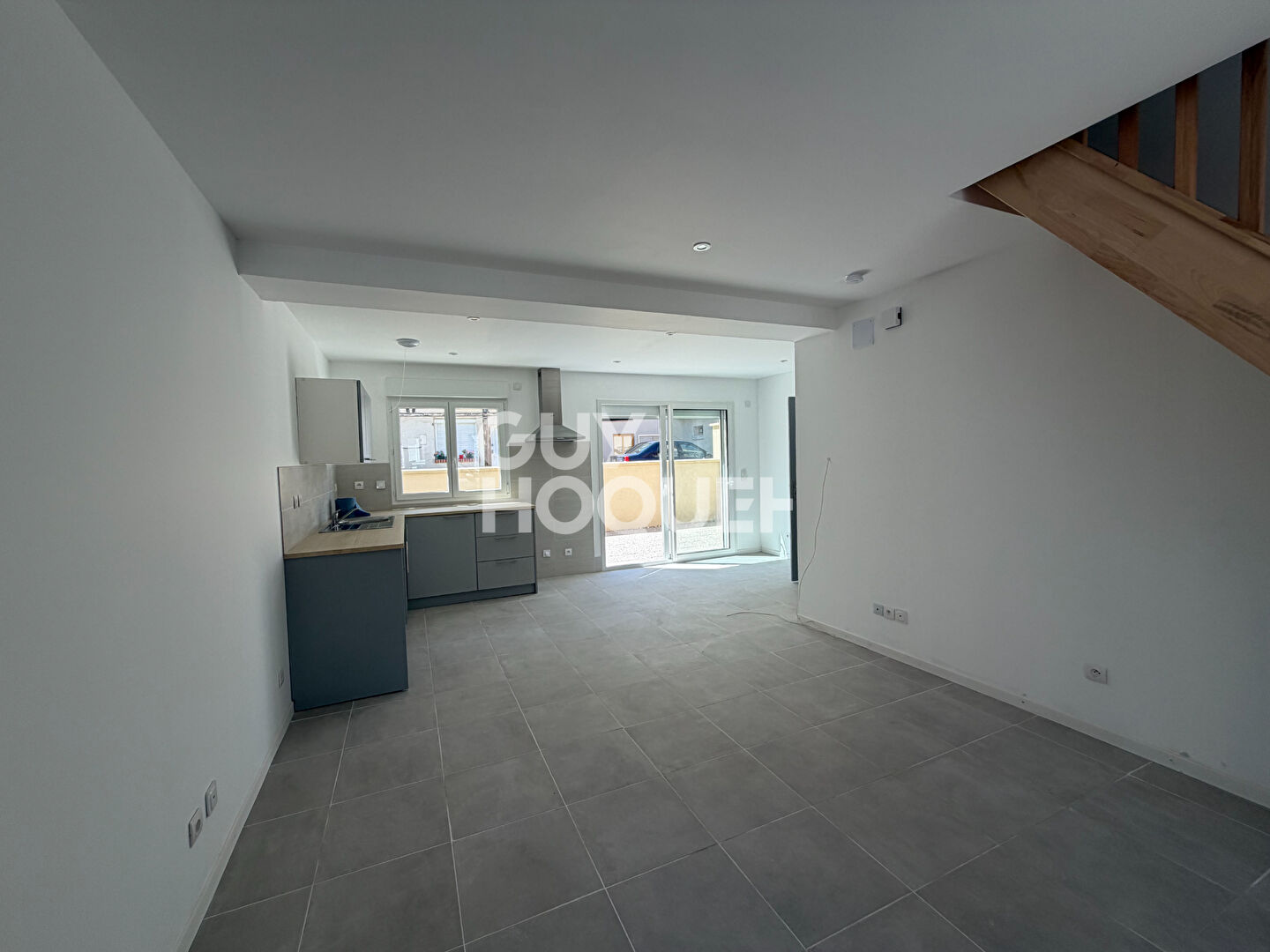 Maison  de ville  4 pièce(s) 81.19 m2 avec terrasse et garage