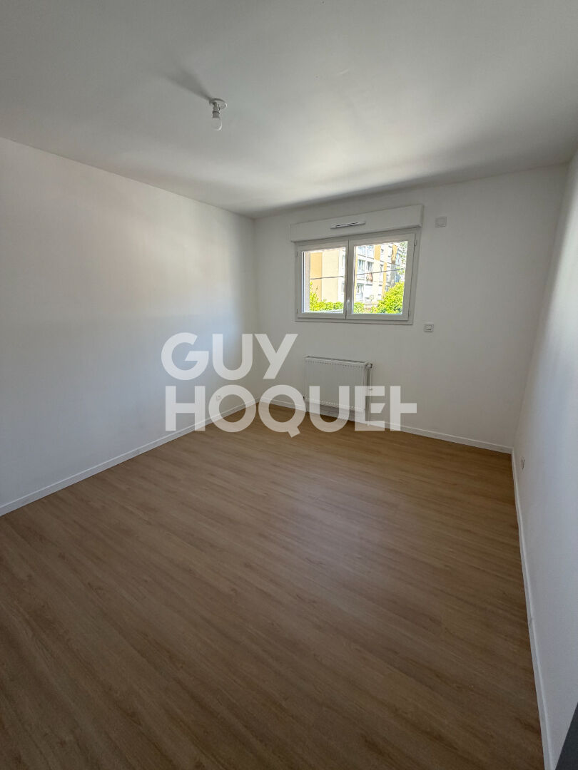 Maison  de ville  4 pièce(s) 81.19 m2 avec terrasse et garage