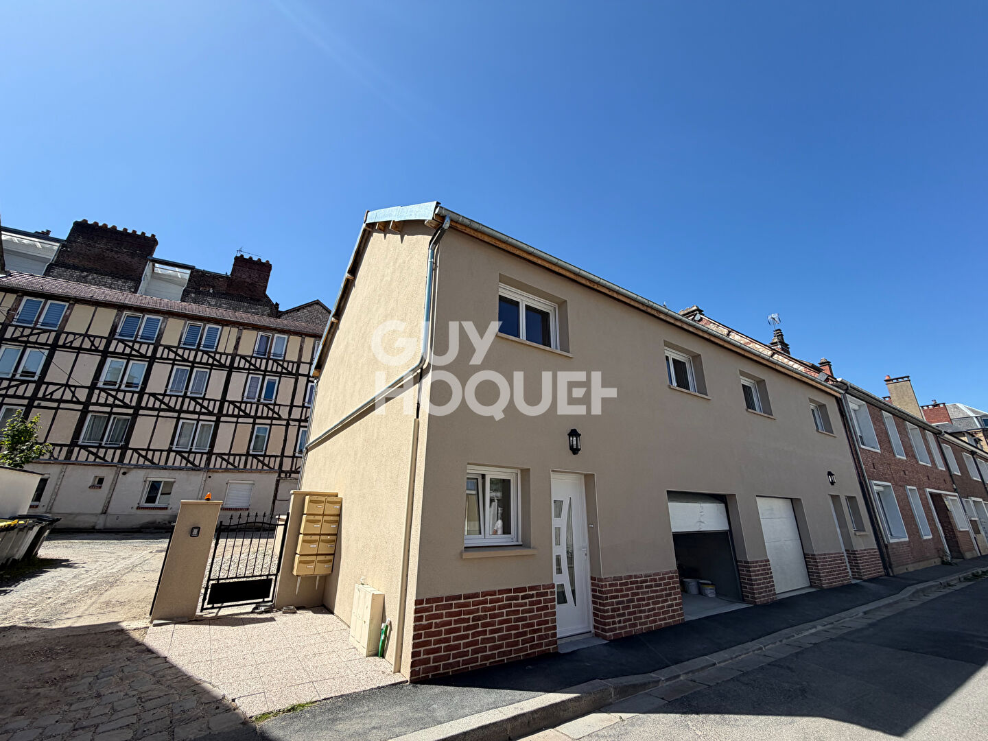 Maison  de ville  4 pièce(s) 81.19 m2 avec terrasse et garage