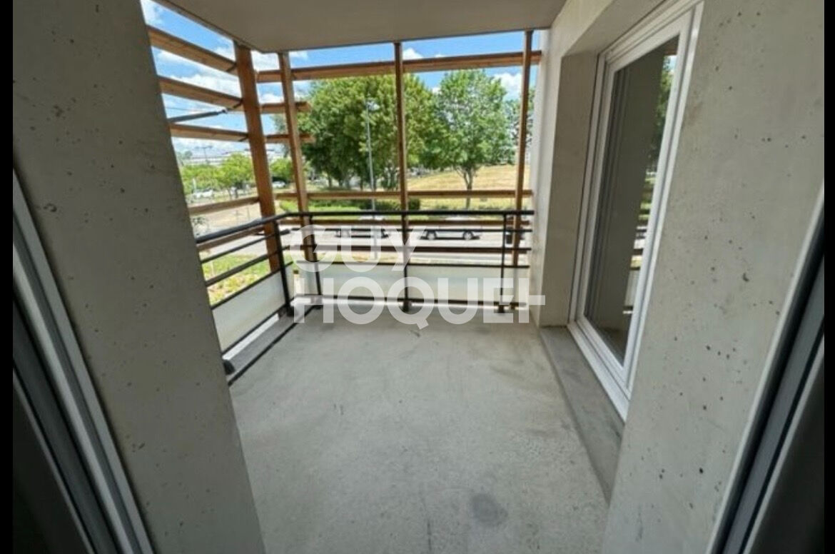 Appartement Val De Reuil 2 pièce(s) 46 m2 avec terrasse et parking