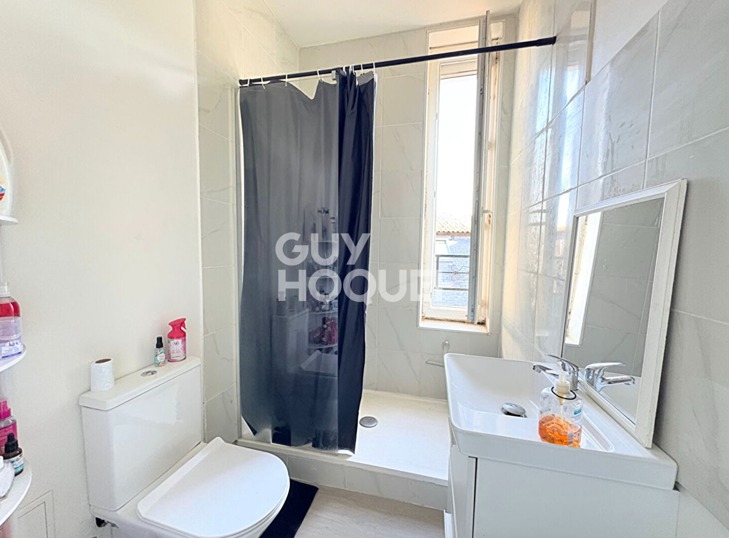 Ensemble immobilier - Loué - 76500
