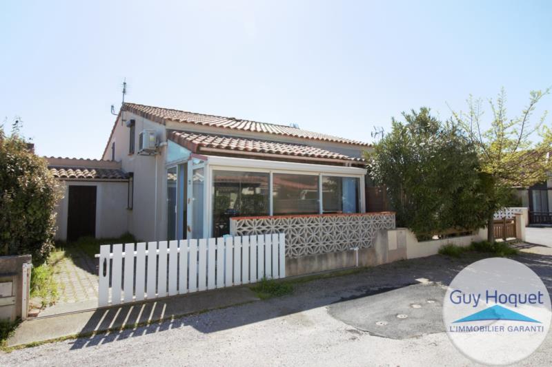 Maison à Sainte-Marie la mer T4 d'une superficie de 33,70 m² (loi carrez).