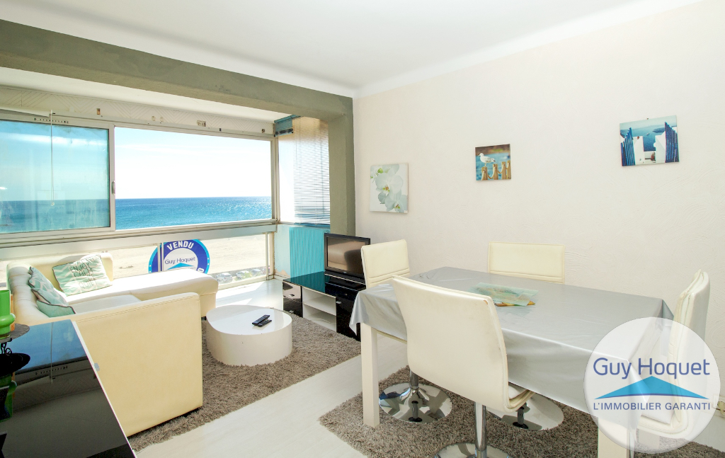 A Canet plage Grand Studio cabine en étage élevé VUE MER