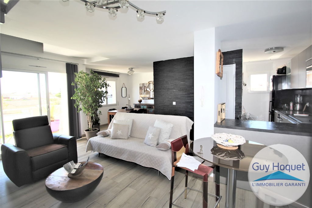 Ste Marie - Appartement T3 en Duplex entièrement rénové + parking