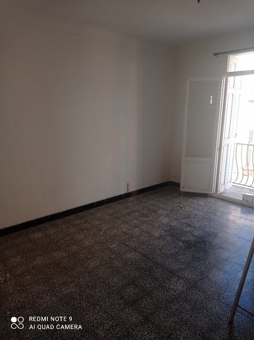 MAISON DE VILLAGE + LOCAL COMMERCIAL