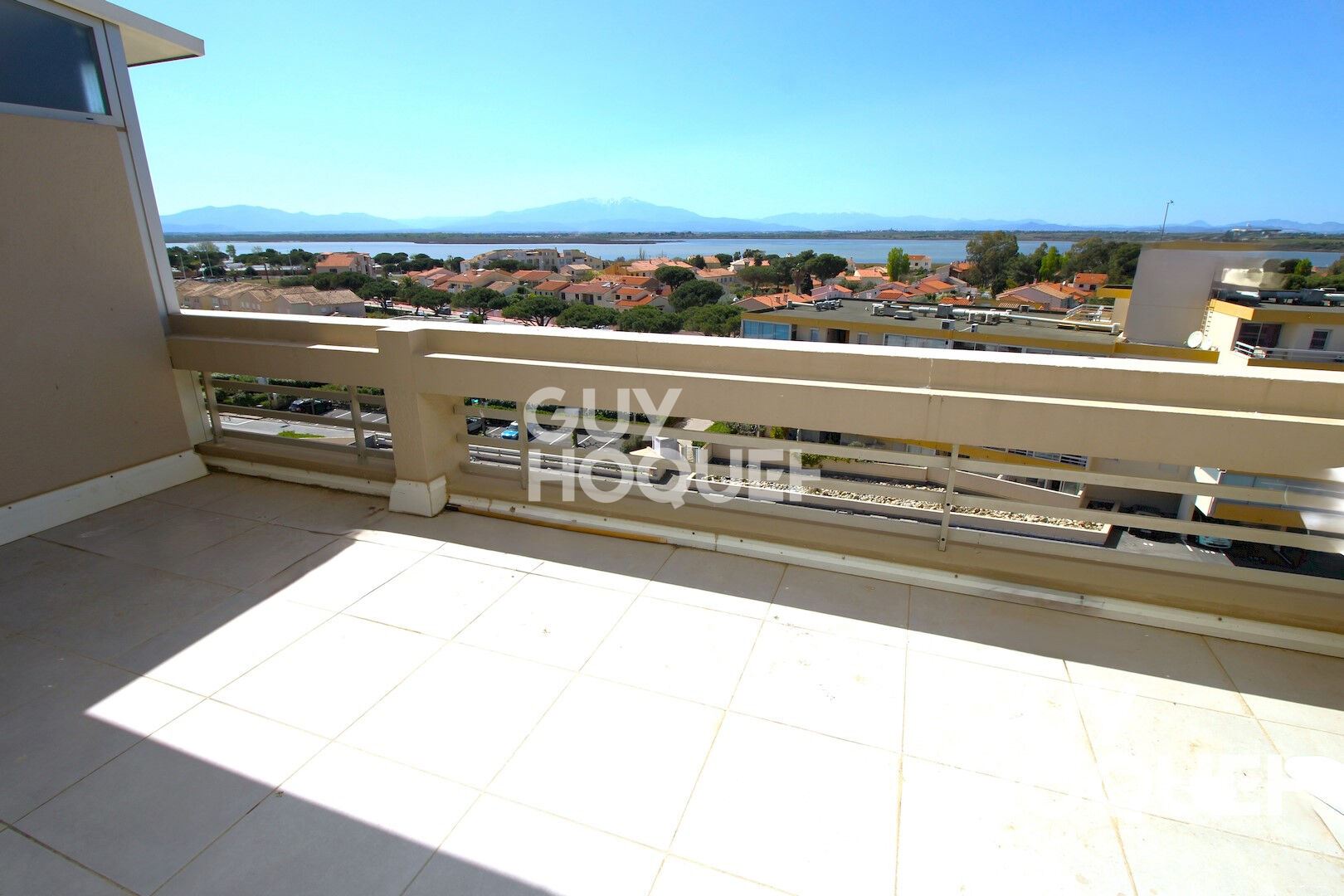 DERNIER ETAGE  - VUE CANIGOU - Canet SUD  -
