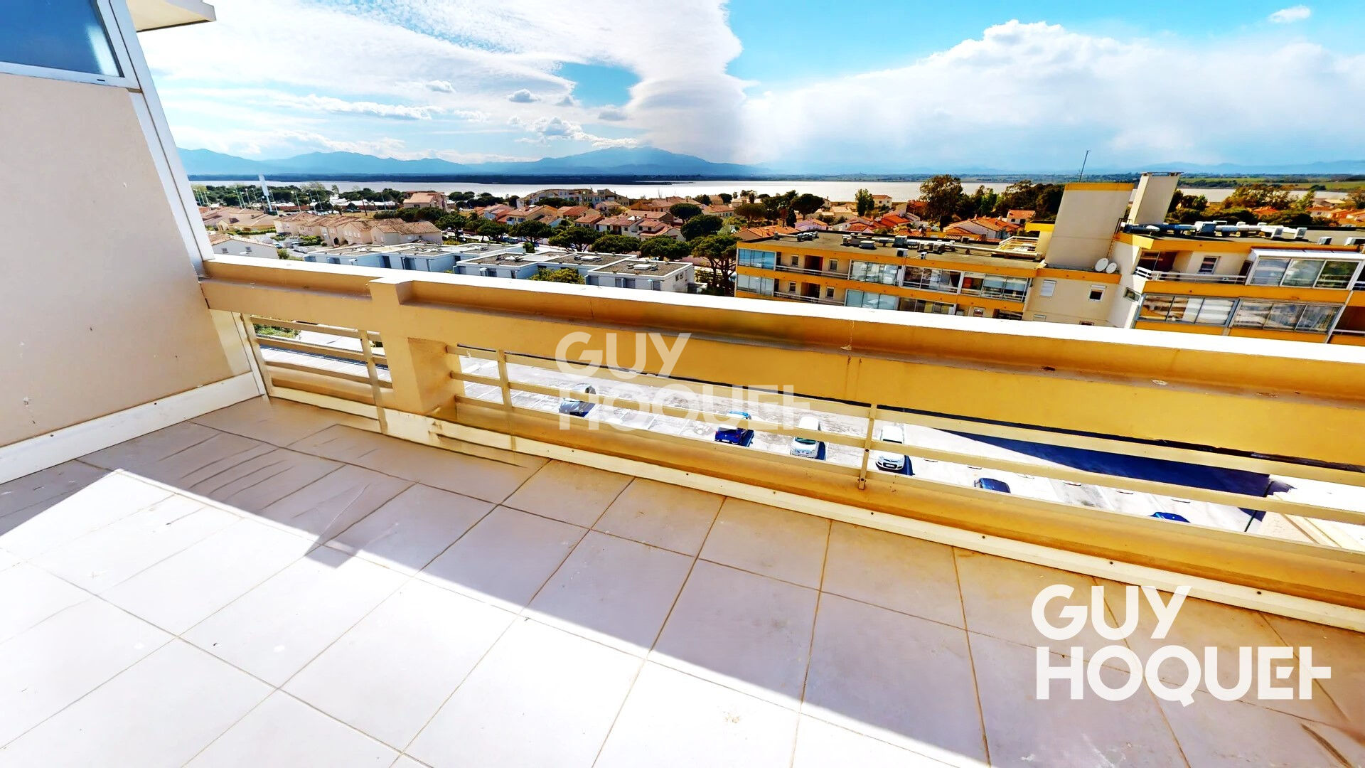 DERNIER ETAGE  - VUE CANIGOU - Canet SUD  -