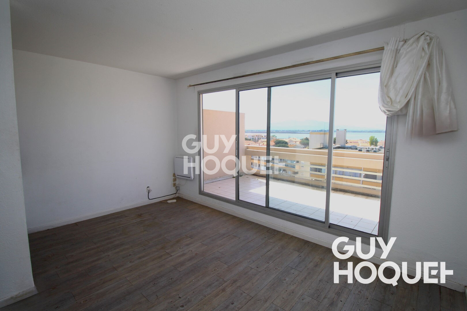 RARE - DERNIER ETAGE ROOFTOP - 30 m² de terrasse VUE MER ET MONTAGNE