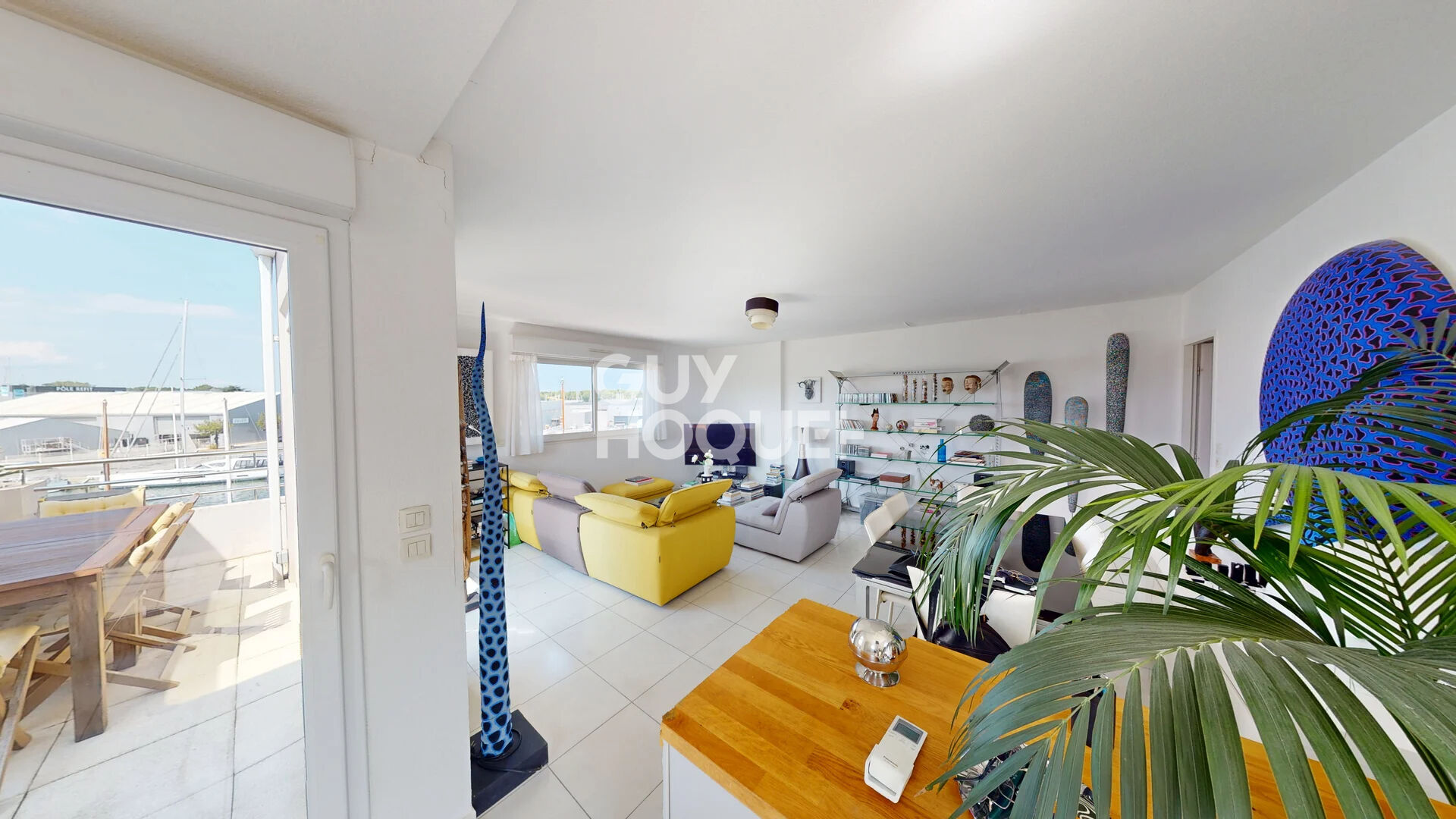 Appartement standing T4 + parking - Vue Marina