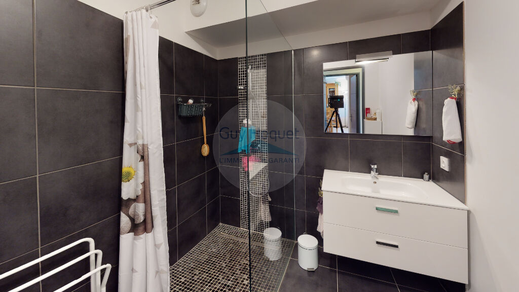 Bel Appartement 3 pièce(s) avec terrasse