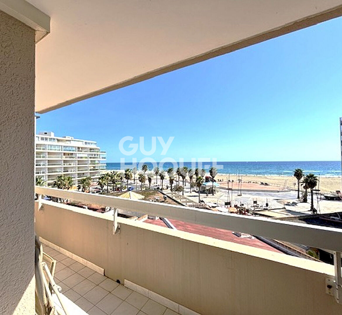 T2 cabine VUE MER CANET SUD