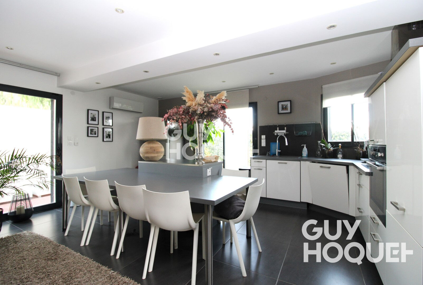 Villa quartier prisé, splendide terrasse avec VUE et grand garage